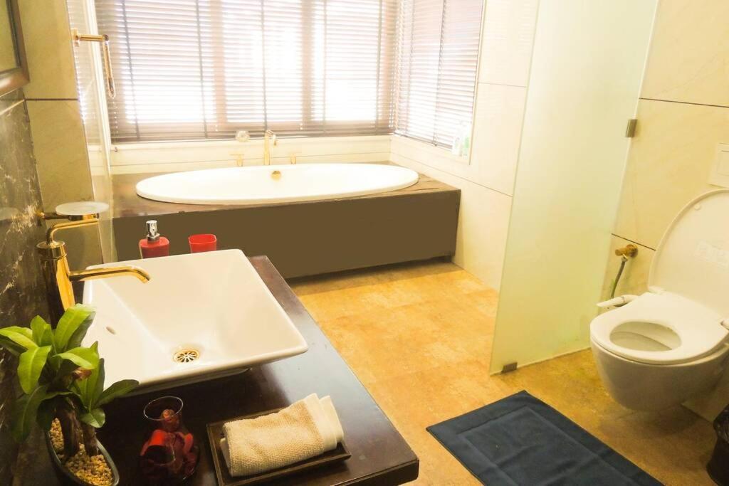 Ochre Villa- Luxury Property In Assagaon / Vagator Eksteriør bilde